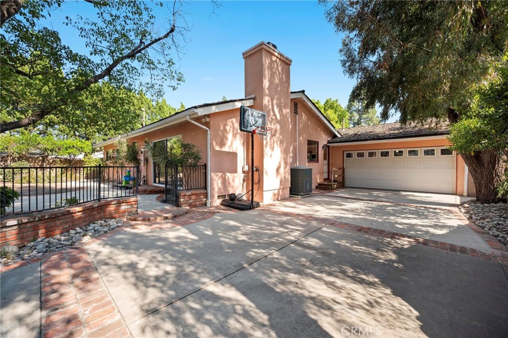 18543 Chatsworth Street Porter Ranch, CA 91326 - Photo 37 of 39