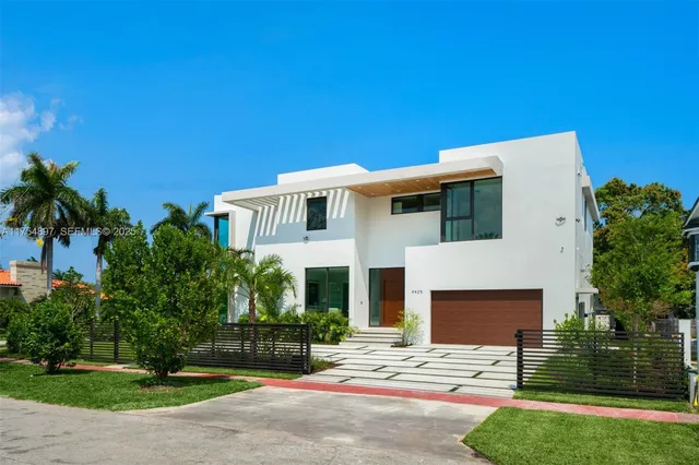 $7,175,000 | 4425 Adams Avenue, Miami Beach, FL 33140