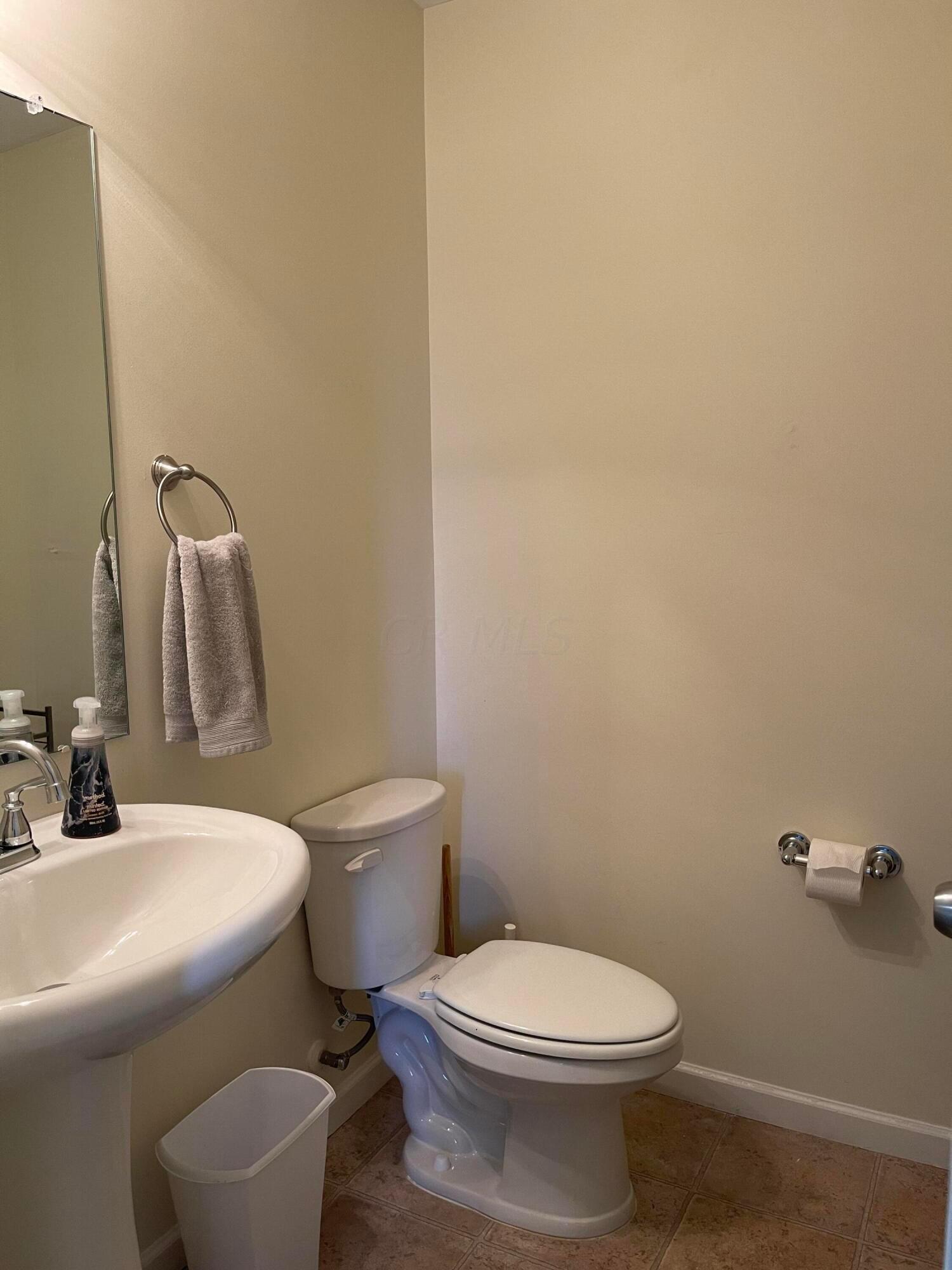 1041 Sun Ridge Street Lancaster, OH 43130 - Photo 20 of 28 On Ground Level.