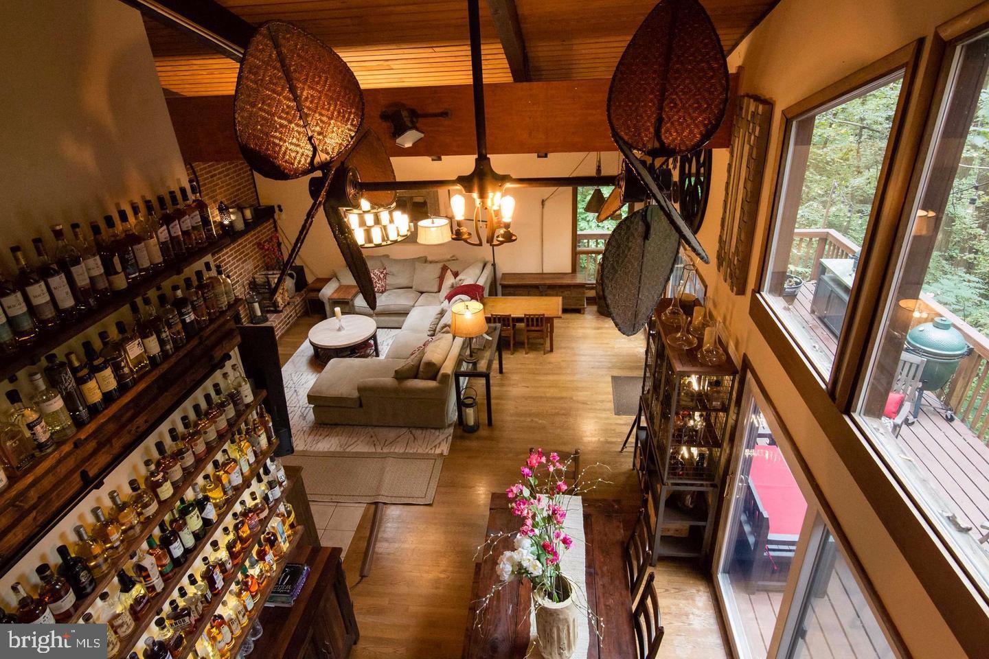 349 Epping Way Annapolis, MD 21401 - Photo 6 of 24 a view of living room with furniture and wooden floor