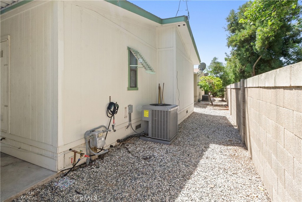 1500 Held Drive Modesto, CA 95355 - Photo 29 of 30