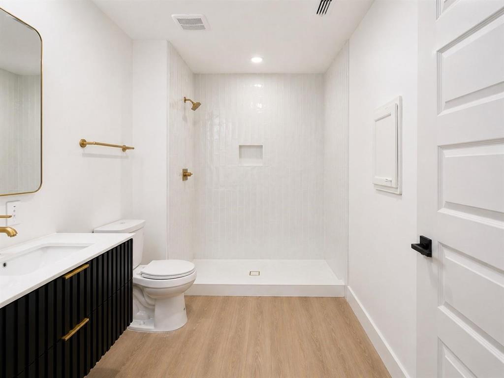 3111 Rutz Street Dallas, TX 75212 - Photo 5 of 8 Gallery Image 5