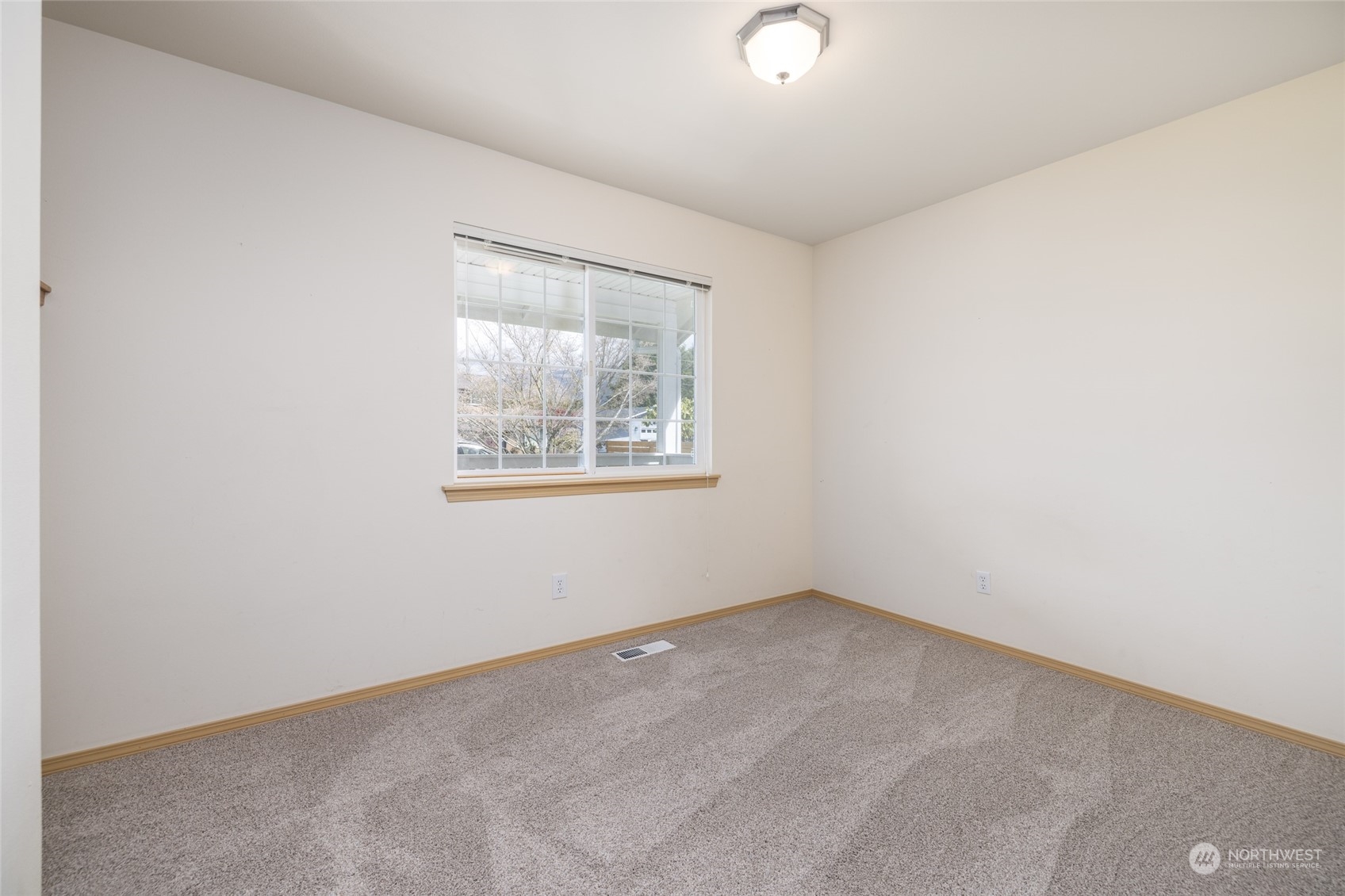 807 John Liner Road Sedro-Woolley, WA 98284 - Photo 20 of 30 Gallery Image 20