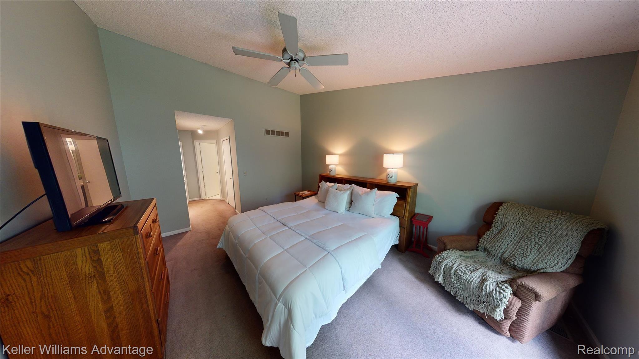 22090 River Ridge Trail Farmington, MI 48335 - Photo 17 of 42 22090-River-Ridge-Trail-River-Pines-of-Farmington-Hills-06242020_112723.jpg