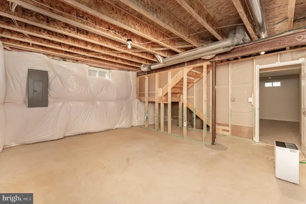 a house view with a backyard space