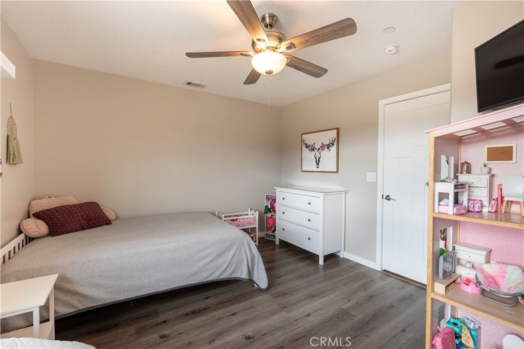 11008 Quinnault Road Apple Valley, CA 92308 - Photo 22 of 70