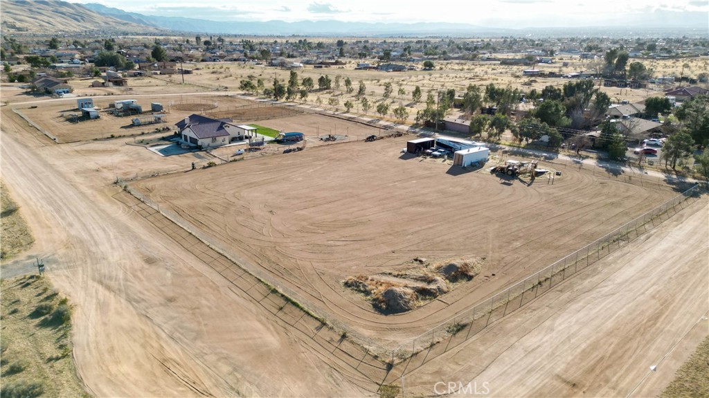 11008 Quinnault Road Apple Valley, CA 92308 - Photo 39 of 70