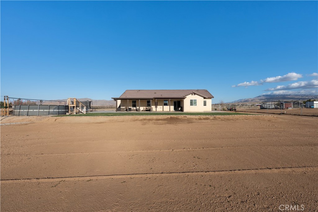 11008 Quinnault Road Apple Valley, CA 92308 - Photo 55 of 70