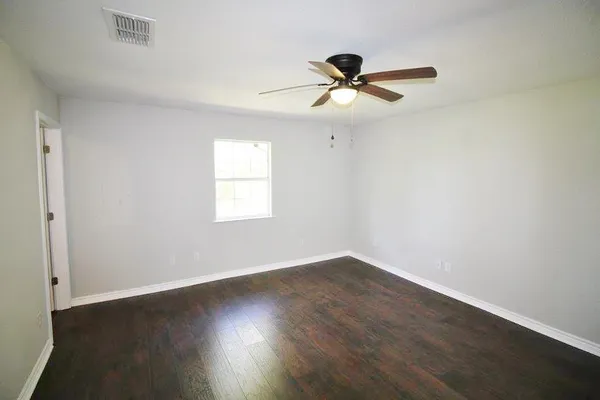 $1,695 | 11065 County Road 3513, Brownsboro, TX 75756