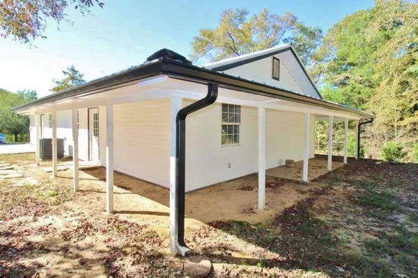 $1,695 | 11065 County Road 3513, Brownsboro, TX 75756