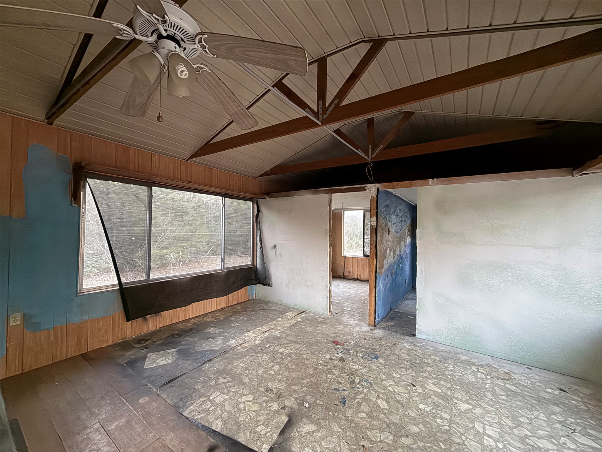 669 County Road 1245 Warren, TX 77664 - Photo 26 of 28 a view of a room with a ceiling fan