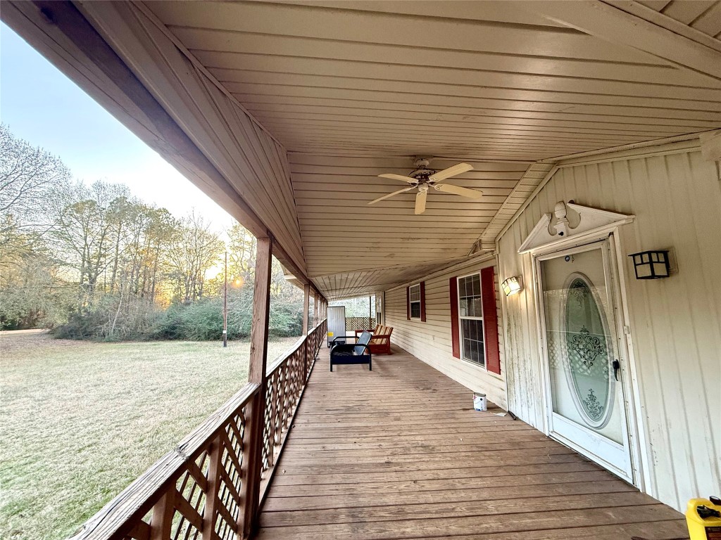 669 County Road 1245 Warren, TX 77664 - Photo 5 of 28 a view of a balcony