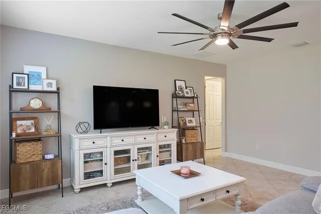 $432,500 | 6604 Ensor Court, Fort Myers, FL 33966