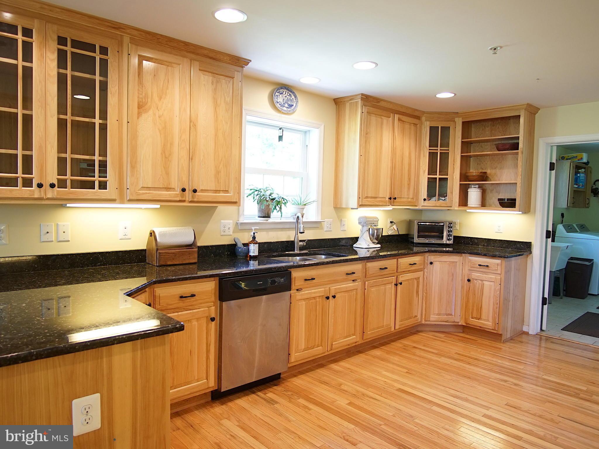 10209 Bethel Road Frederick, MD 21702 - Photo 7 of 30 Kitchen