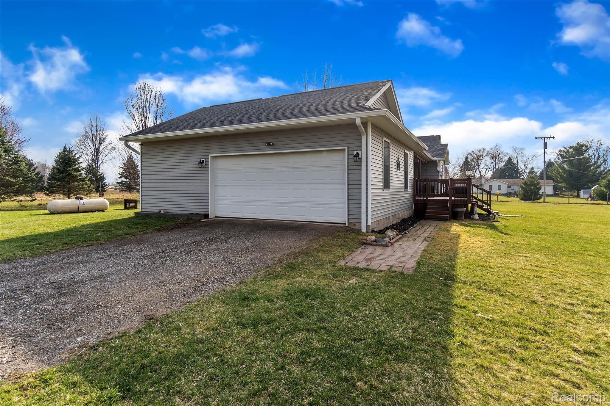 10893 Converse Road Fowlerville, MI 48836 - Photo 19 of 38 02-10893 Converse Rd-WindowStill-Real-Estate-Photography-2.jpg