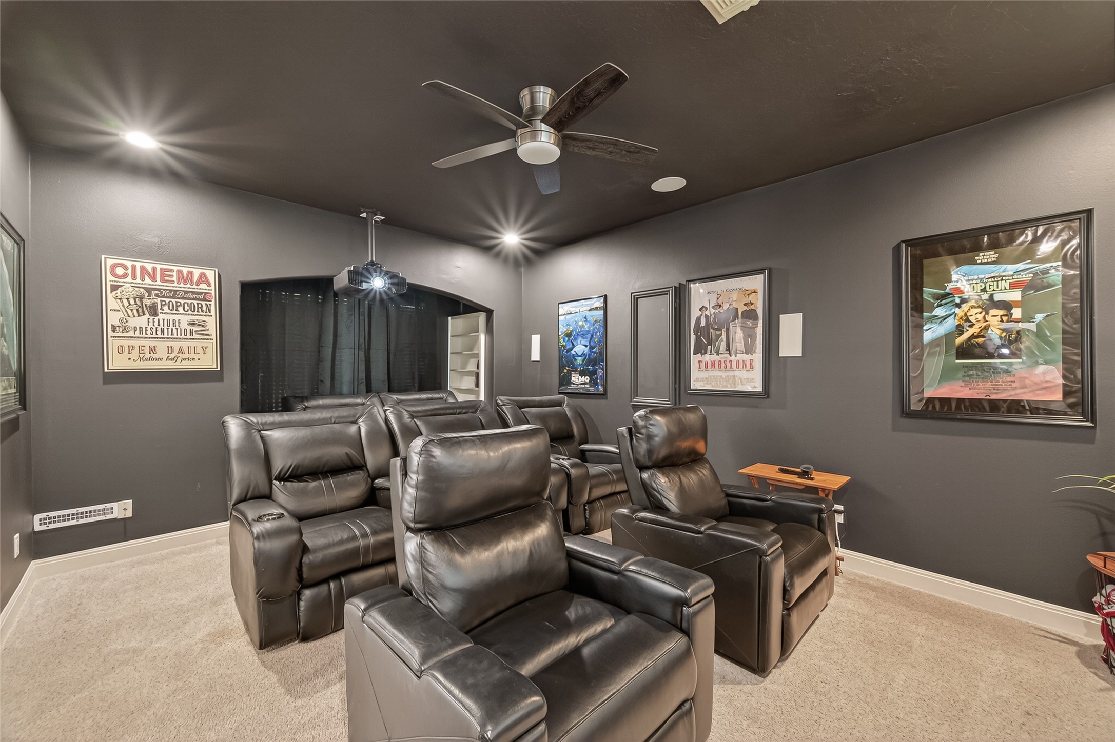 2319 Braer Ridge Drive Katy, TX 77494 - Photo 22 of 50 a living room with furniture