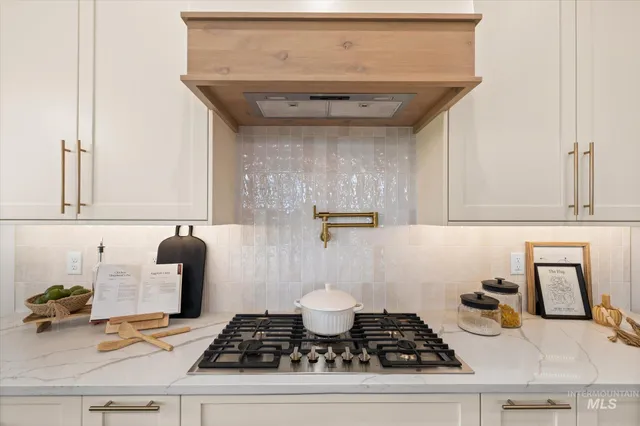 $1,100,000 | 22909 Cirrus Vw Court, Caldwell, ID 83607