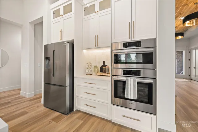 $1,100,000 | 22909 Cirrus Vw Court, Caldwell, ID 83607