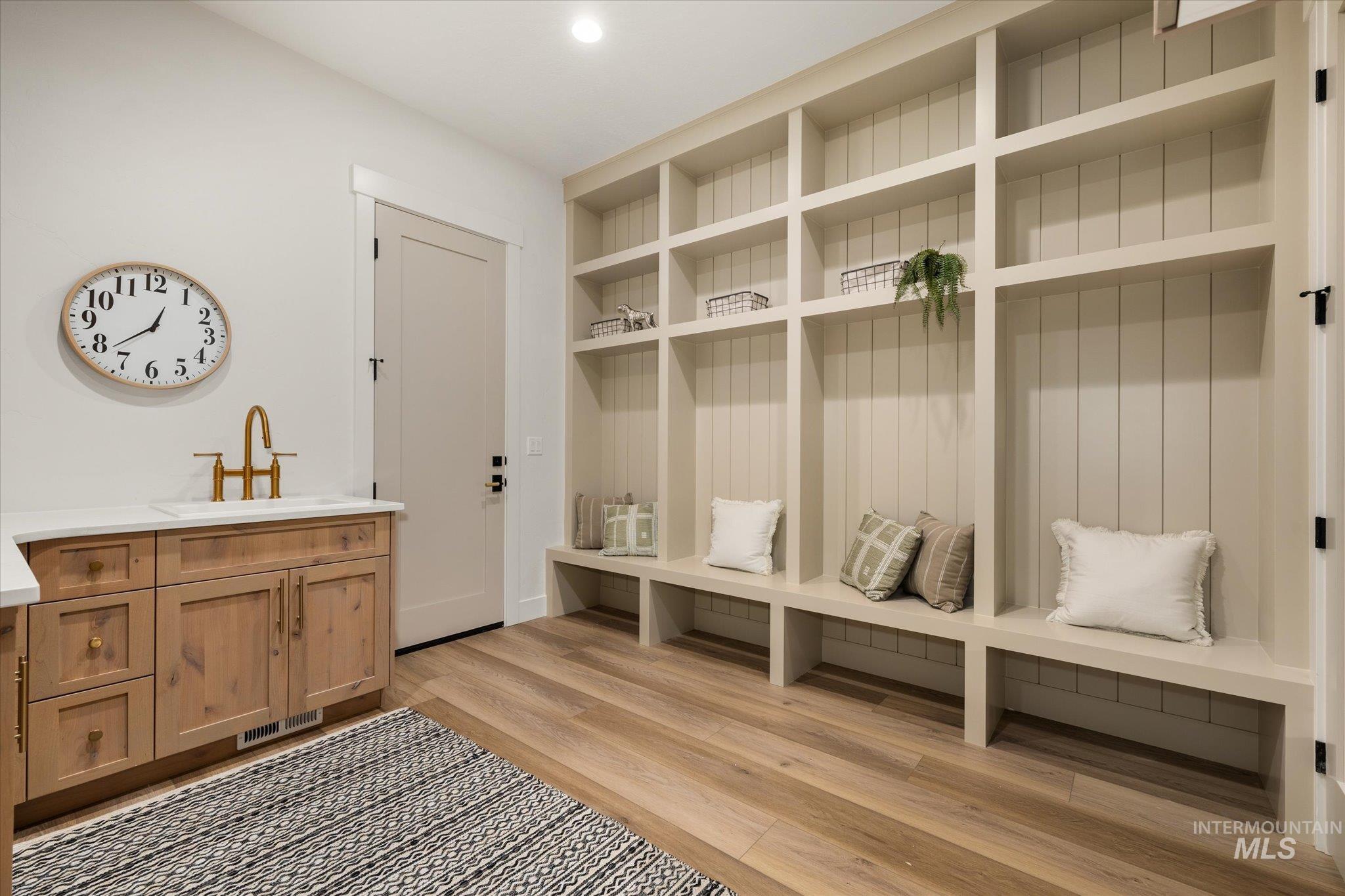 22909 Cirrus Vw Court Caldwell, ID 83607 - Photo 43 of 50 Mudroom featuring light wood-style flooring and recessed lighting