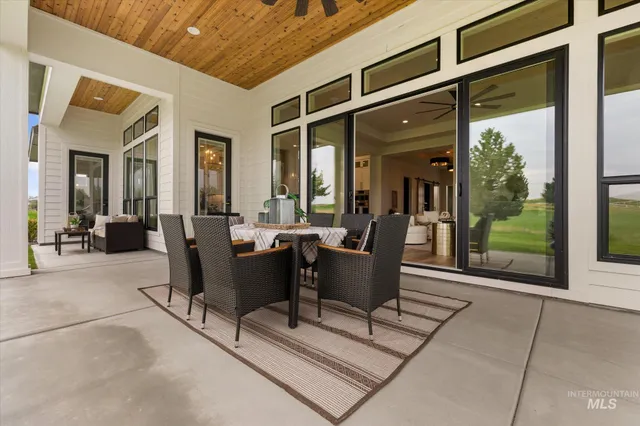 $1,100,000 | 22909 Cirrus Vw Court, Caldwell, ID 83607