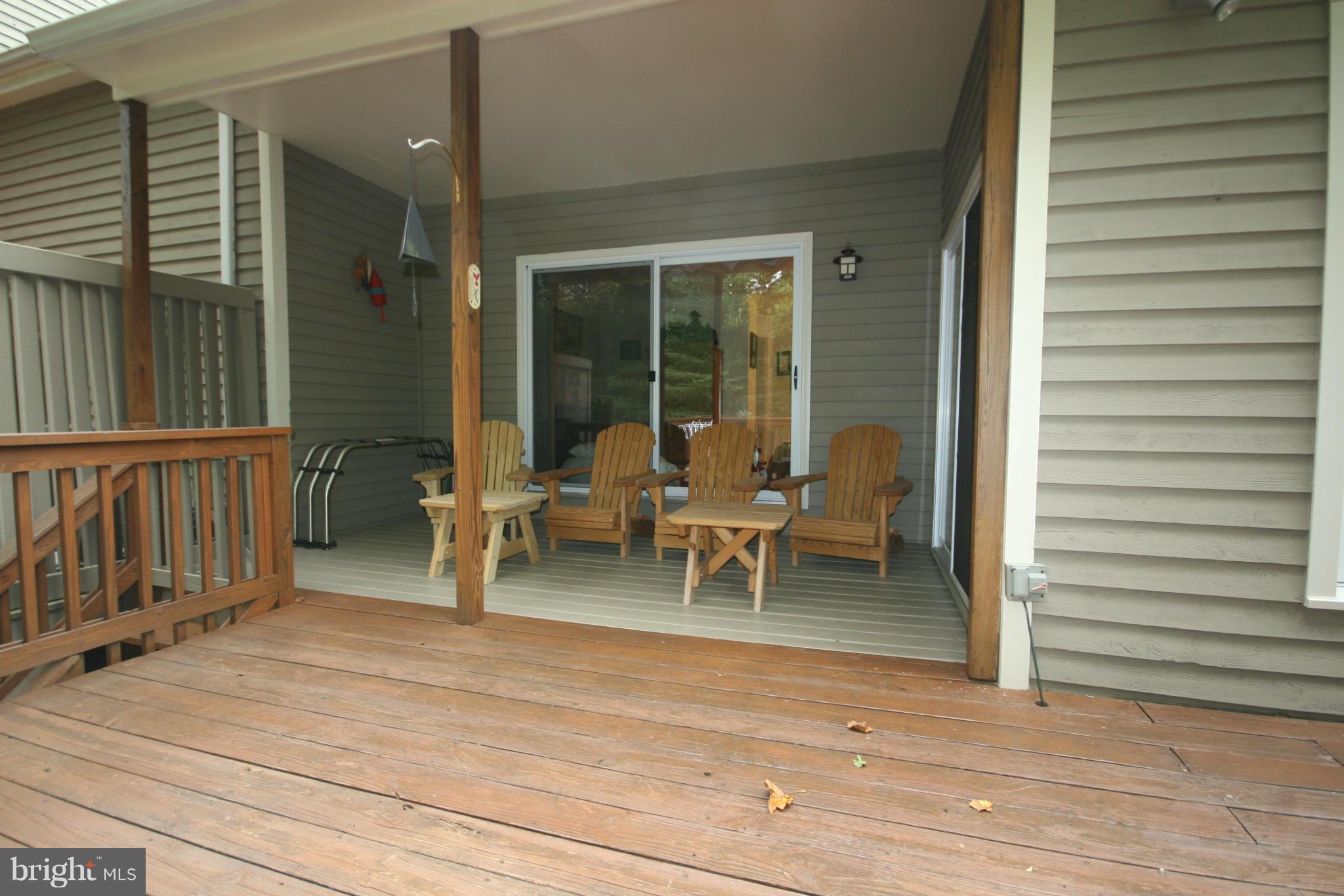 4737 Timber Ridge Drive Dumfries, VA 22025 - Photo 4 of 22 L/L Deck