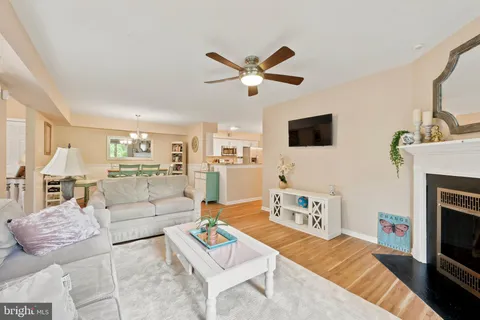 $390,000 | 36 Ashley Court, Unit 36, Glen Mills, PA 19342