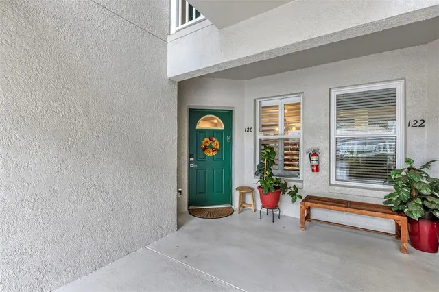 a room that has a table and chairs in it