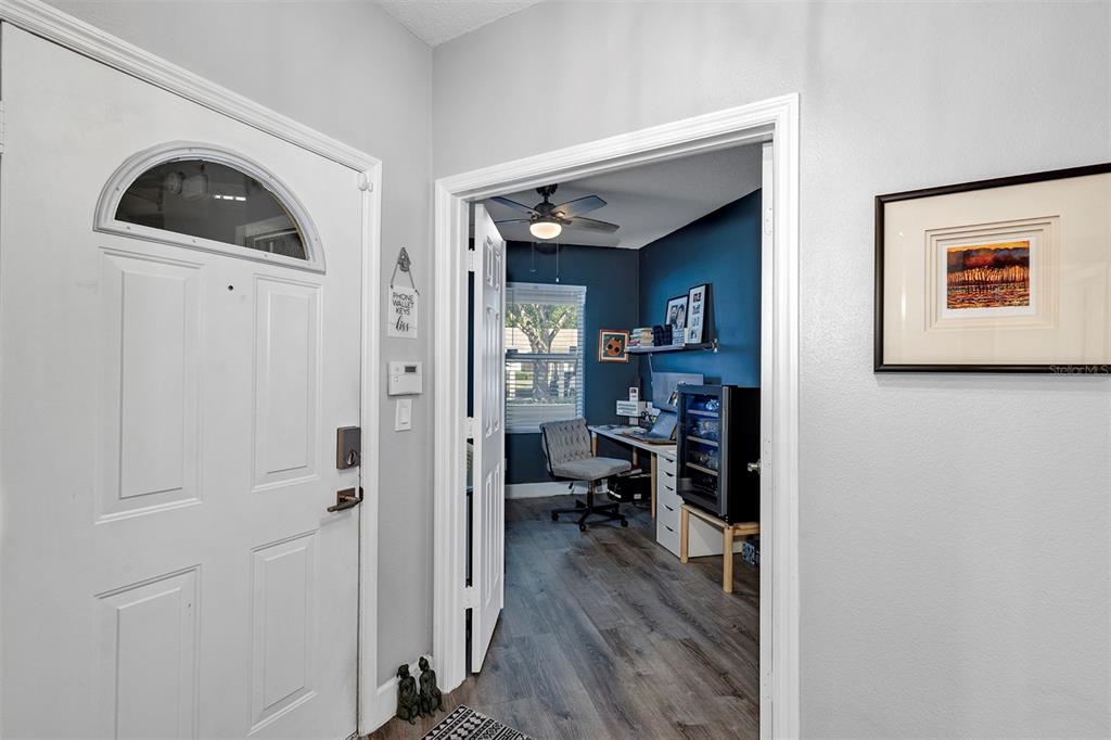 550 Cranes Way, Unit 120 Altamonte Springs, FL 32701 - Photo 16 of 32 a view of a bedroom from a hallway