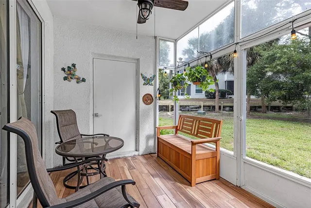 a view of a house with backyard and garden