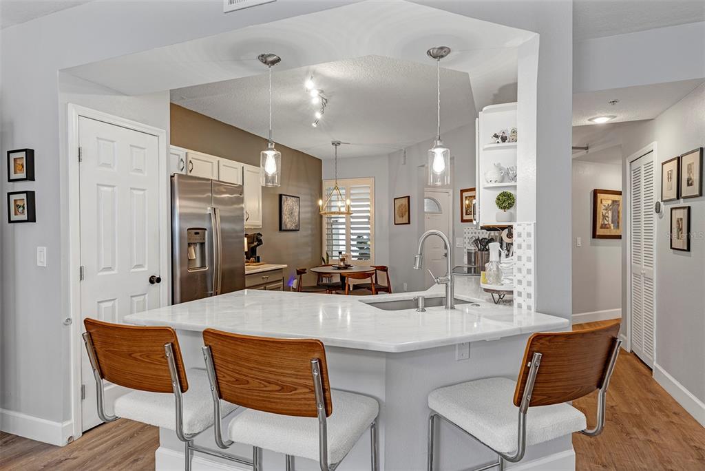 550 Cranes Way, Unit 120 Altamonte Springs, FL 32701 - Photo 7 of 32 a view of a dining room with furniture