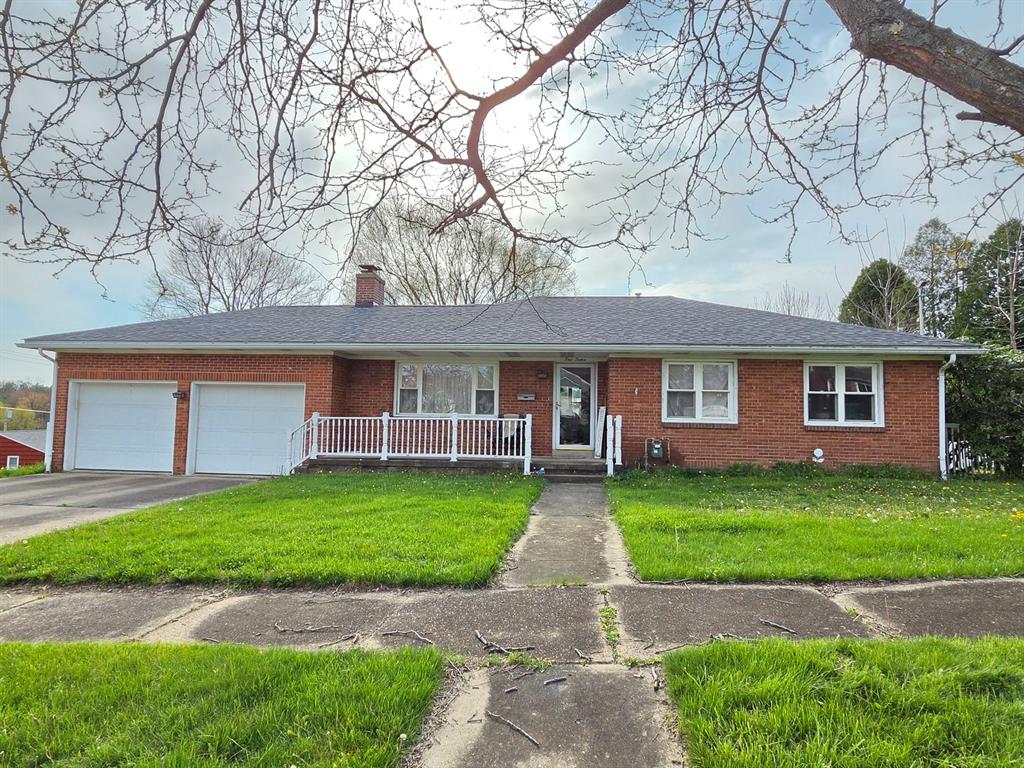 512 Ridgeway Avenue Grove City, PA 16127 - Photo 1 of 14 Gallery Image 1