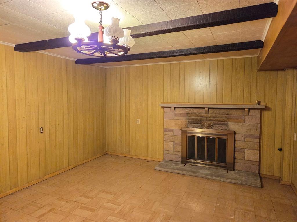 512 Ridgeway Avenue Grove City, PA 16127 - Photo 10 of 14 Gallery Image 10