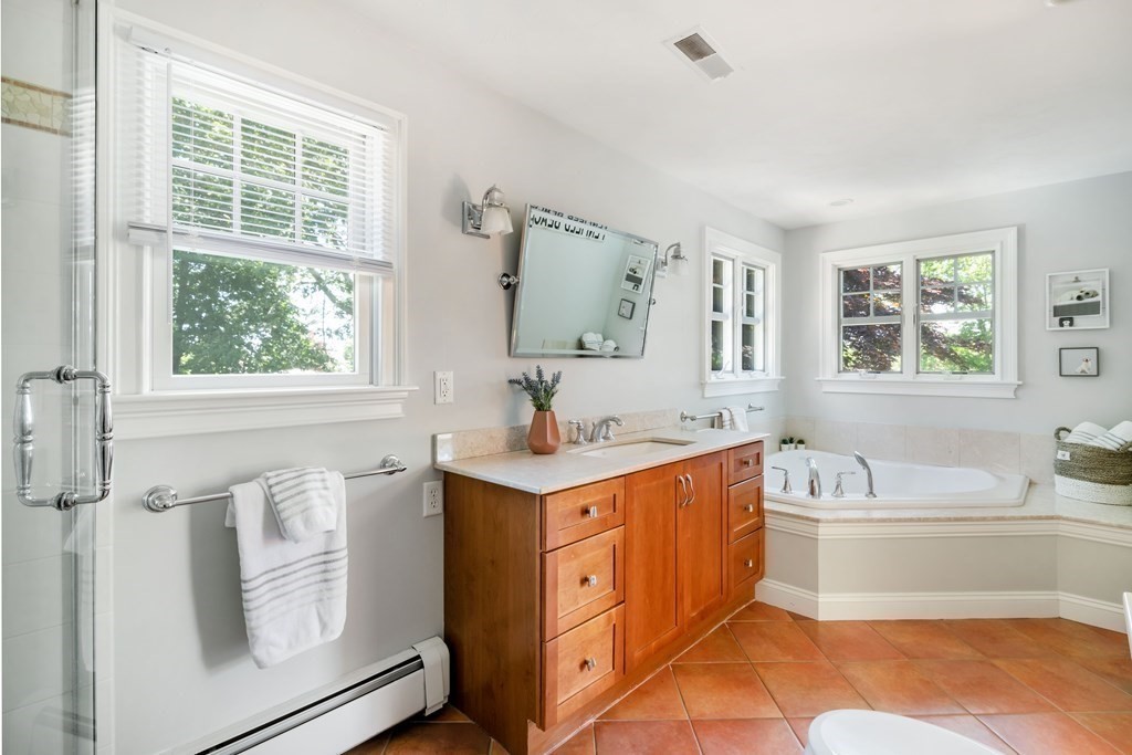 6 Westview Circle Hingham, MA 02043 - Photo 14 of 33