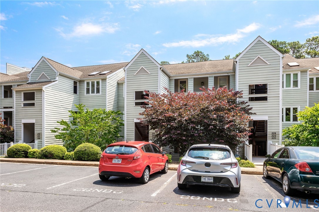318 Water Pointe Lane Midlothian, VA 23112 - Photo 2 of 50 a view of a car parked in front of a house