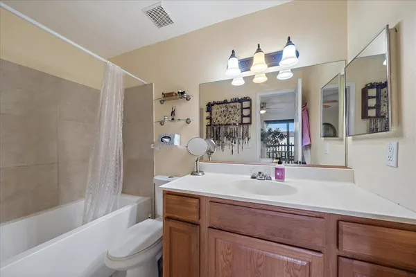 $1,700 | 3357 Ramblewood Drive North, Unit 3357, Sarasota, FL 34237