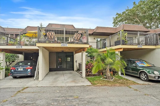 a car parked in front of a house