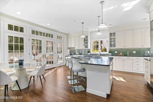 $4,350,000 | 410 Sound Beach Avenue, Old Greenwich, CT 06870