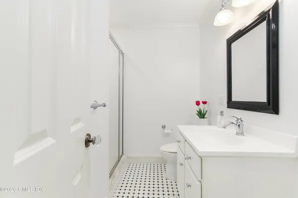 $4,350,000 | 410 Sound Beach Avenue, Old Greenwich, CT 06870