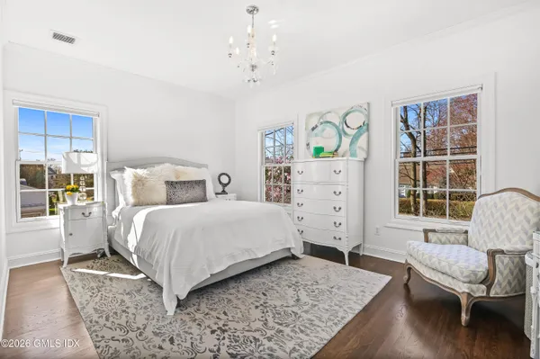 $4,350,000 | 410 Sound Beach Avenue, Old Greenwich, CT 06870