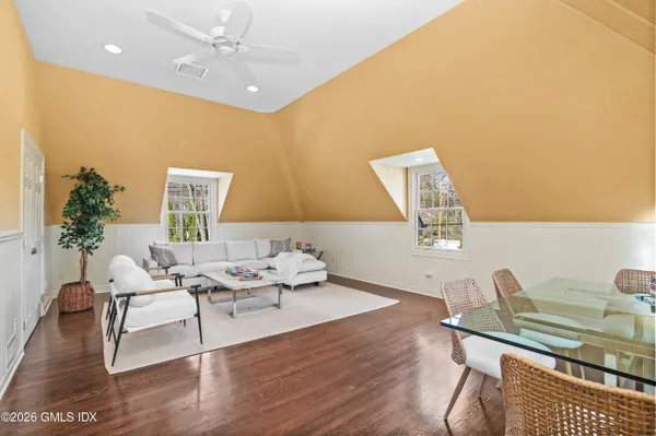 $4,350,000 | 410 Sound Beach Avenue, Old Greenwich, CT 06870