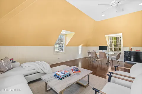 $4,350,000 | 410 Sound Beach Avenue, Old Greenwich, CT 06870