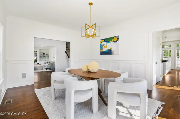 $4,350,000 | 410 Sound Beach Avenue, Old Greenwich, CT 06870