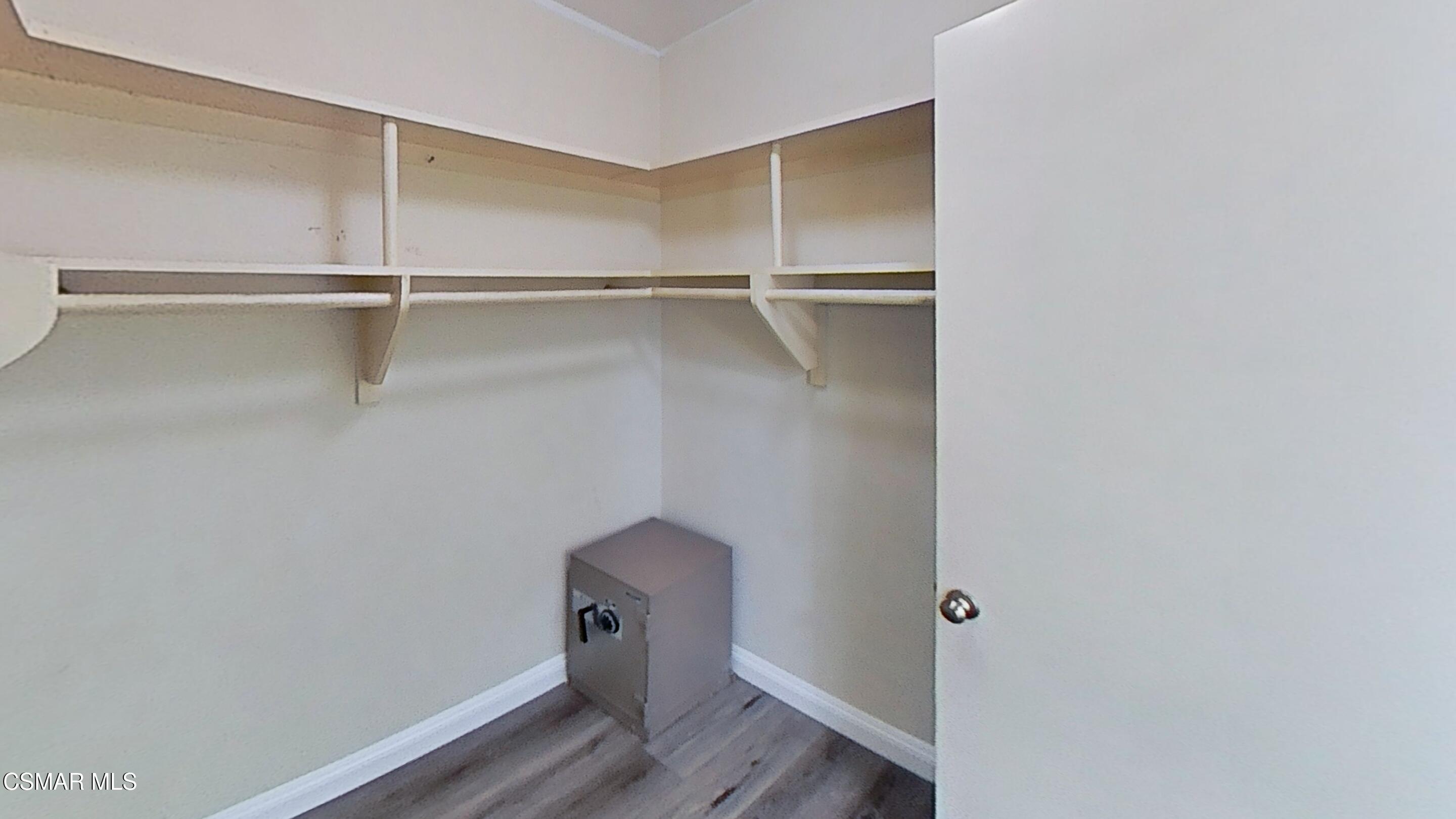 652 Harper Street Simi Valley, CA 93065 - Photo 19 of 30 Primary closet