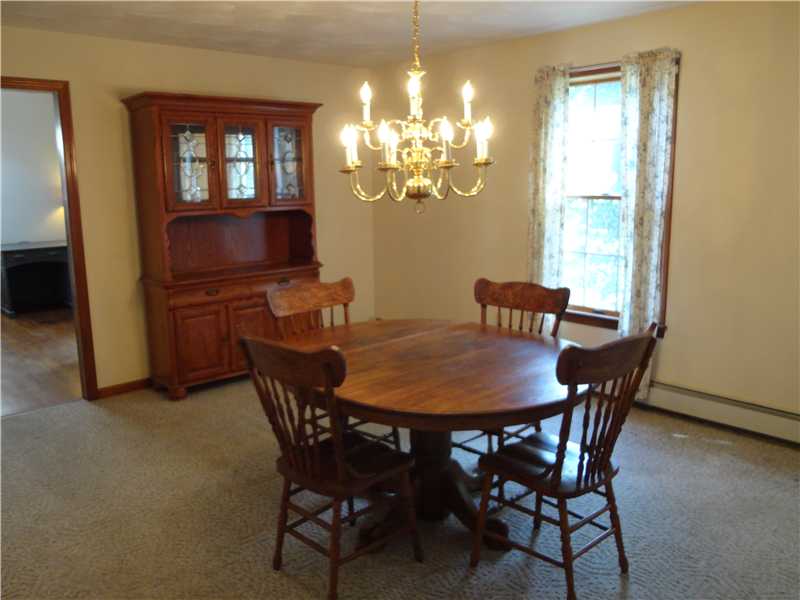 375 Yawgoo Valley Road Exeter, RI 02822 - Photo 11 of 23 Dining Room.