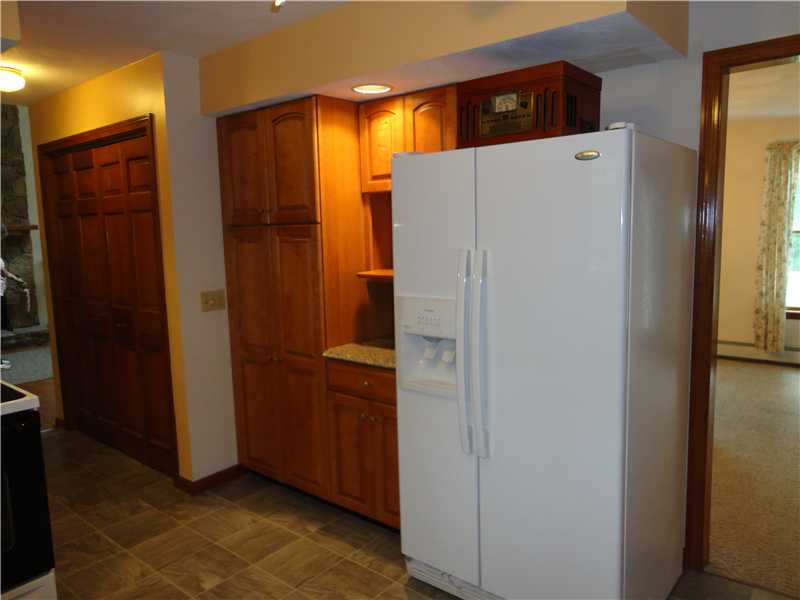 375 Yawgoo Valley Road Exeter, RI 02822 - Photo 8 of 23 Kitchen.
