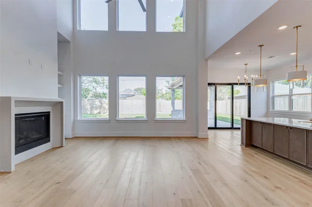 $1,400,000 | 1822 De Milo Drive, Houston, TX 77018