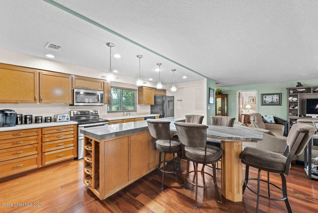 1427 Bishop Road Merritt Island, FL 32953 - Photo 14 of 46 Kitchen 3