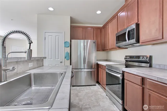 $415,000 | 1653 Burnside Place, Unit A, DuPont, WA 98327