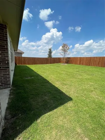 $2,400 | 8024 Acanthus Street, McKinney, TX 75071