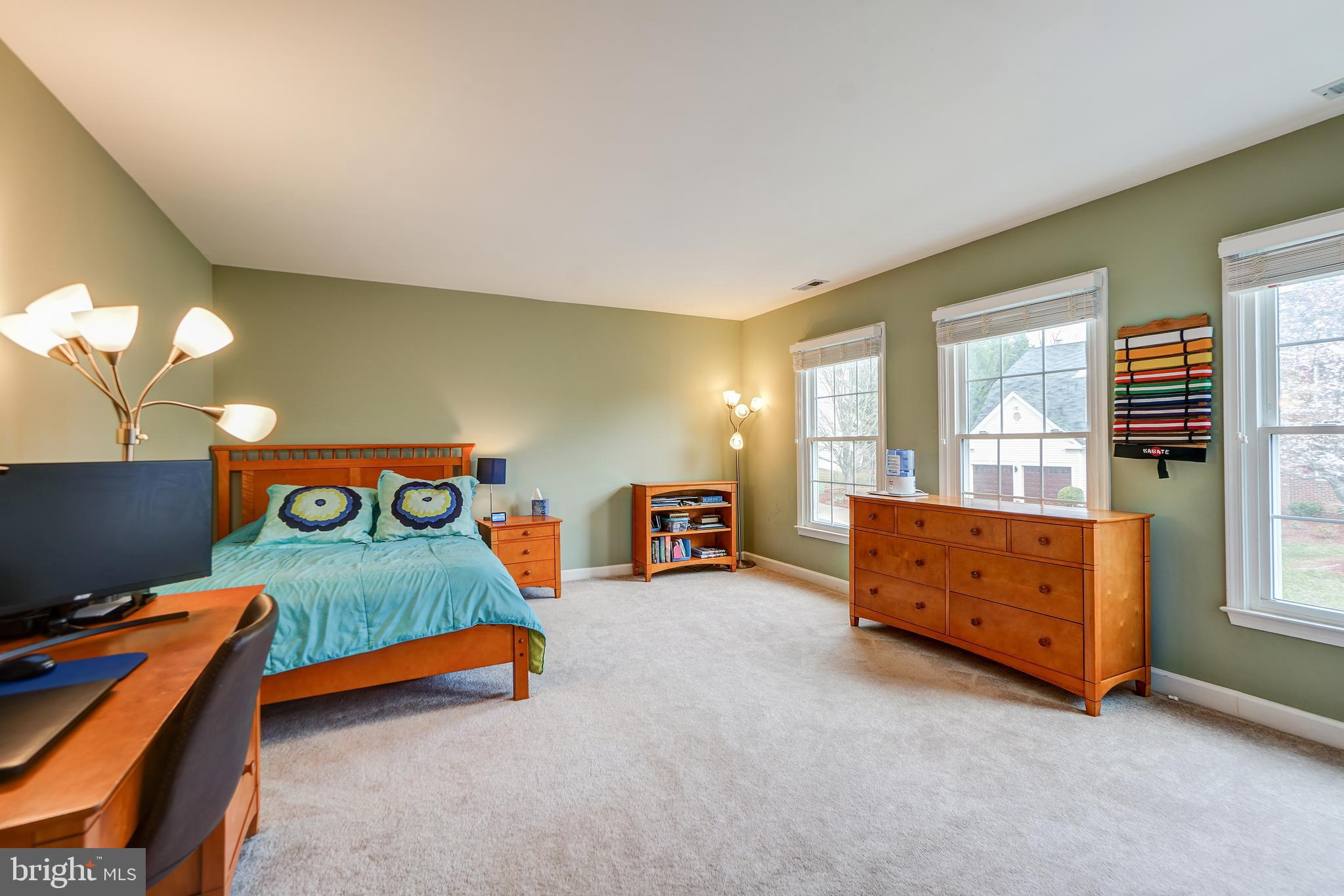 12108 Damson Drive North Potomac, MD 20878 - Photo 29 of 47 Generously Sized Bedroom #2